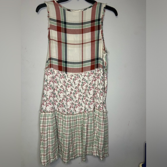 True Craft Boho sleeveless Plaid and Floral tiered Dress. Womens 1X. - Picture 2 of 5